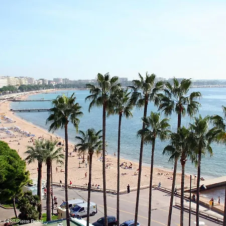 Modern 3 Bedroom Lecerf 5 To The Croisette 411 By Interhome Apartamento Cannes
