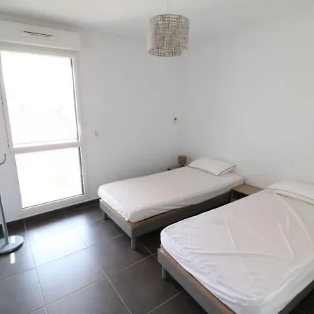 Modern 3 Bedroom Lecerf 5 To The Croisette 411 By Interhome Cannes